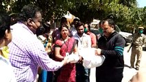सीतापुर: जिलाधिकारी की अपील के बाद आगे आया मुस्कान फाउंडेशन