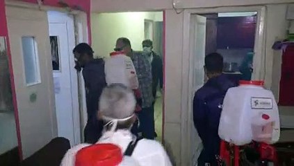 محافظ أسيوط يقود حملة رش وتطهير دور رعاية المسنات والأيتام