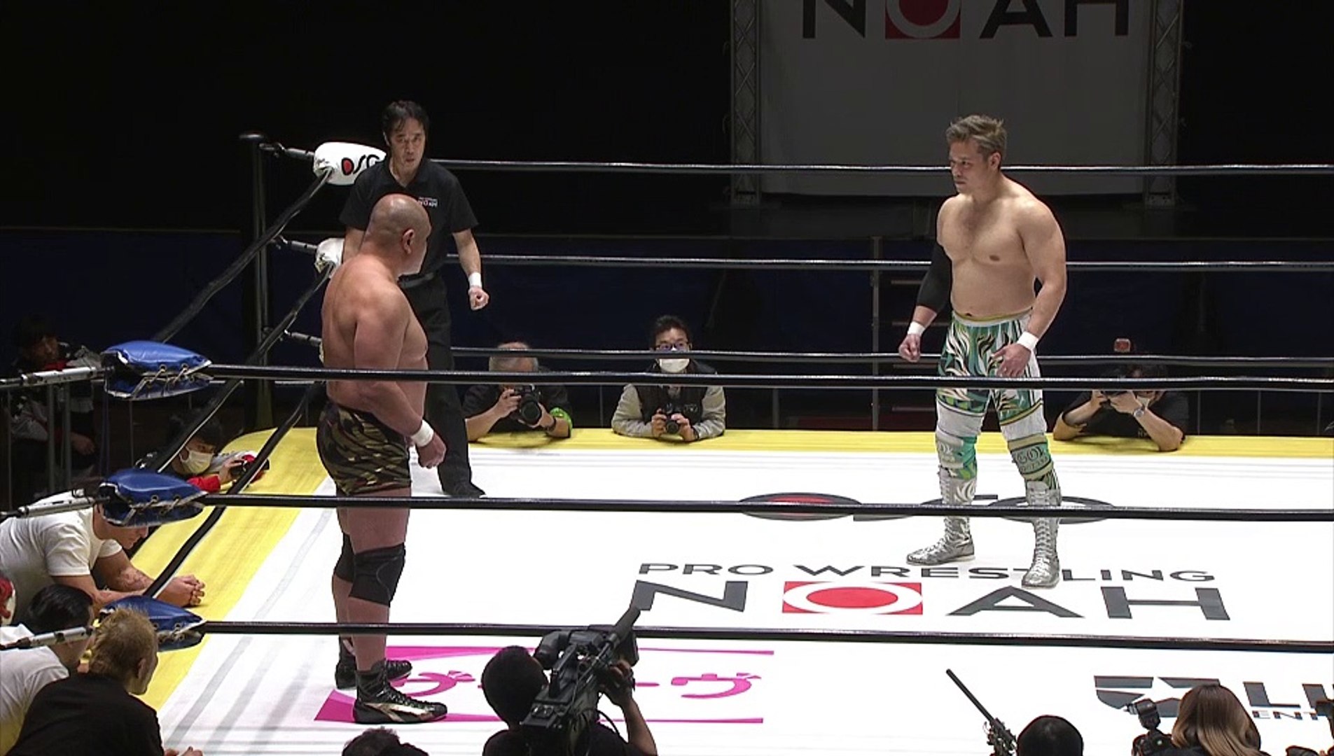 Go Shiozaki Vs Kazuyuki Fujita 3 29 Video Dailymotion