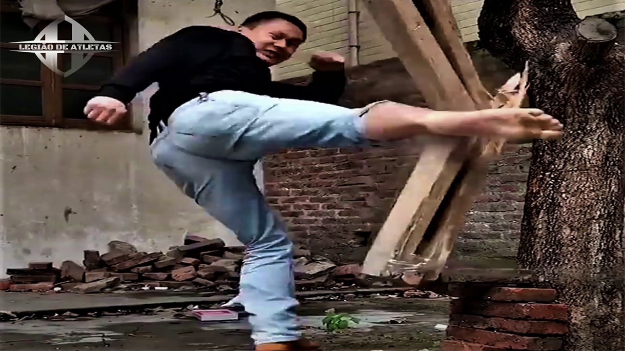 PERNAS DE AÇO chutes com força Destrutível