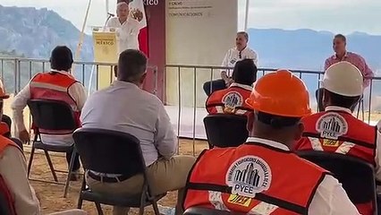 Supervisa AMLO obra carretera que conectará Sinaloa y Chihuahua