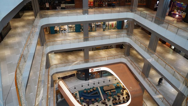 Beijing’s malls still empty after coronavirus lockdown lifted