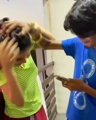 5வது நாளே இப்படியா.. தம்பியுடன் குடுமி பிடி சண்டையில் குதித்த பிரபல நடிகை.. தீயாய் பரவும் வீடியோ!