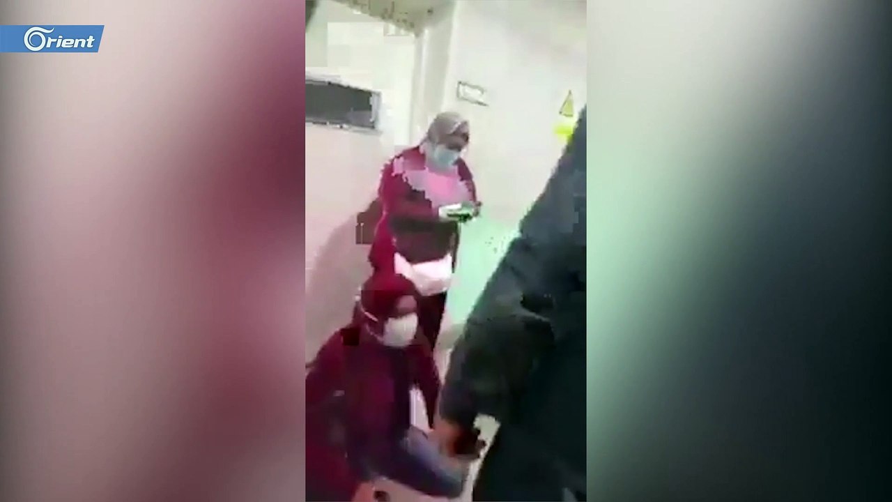 انهيار في صفوف أحد أطقم الكوادر الطبية بمصر بعد إصابتهم بكورونا