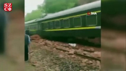Çin’de yolcu treni raydan çıktı