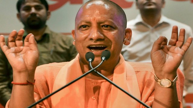 50 News: CM Yogi transfers Rs 611 Crore to 27.5 Lakh workers