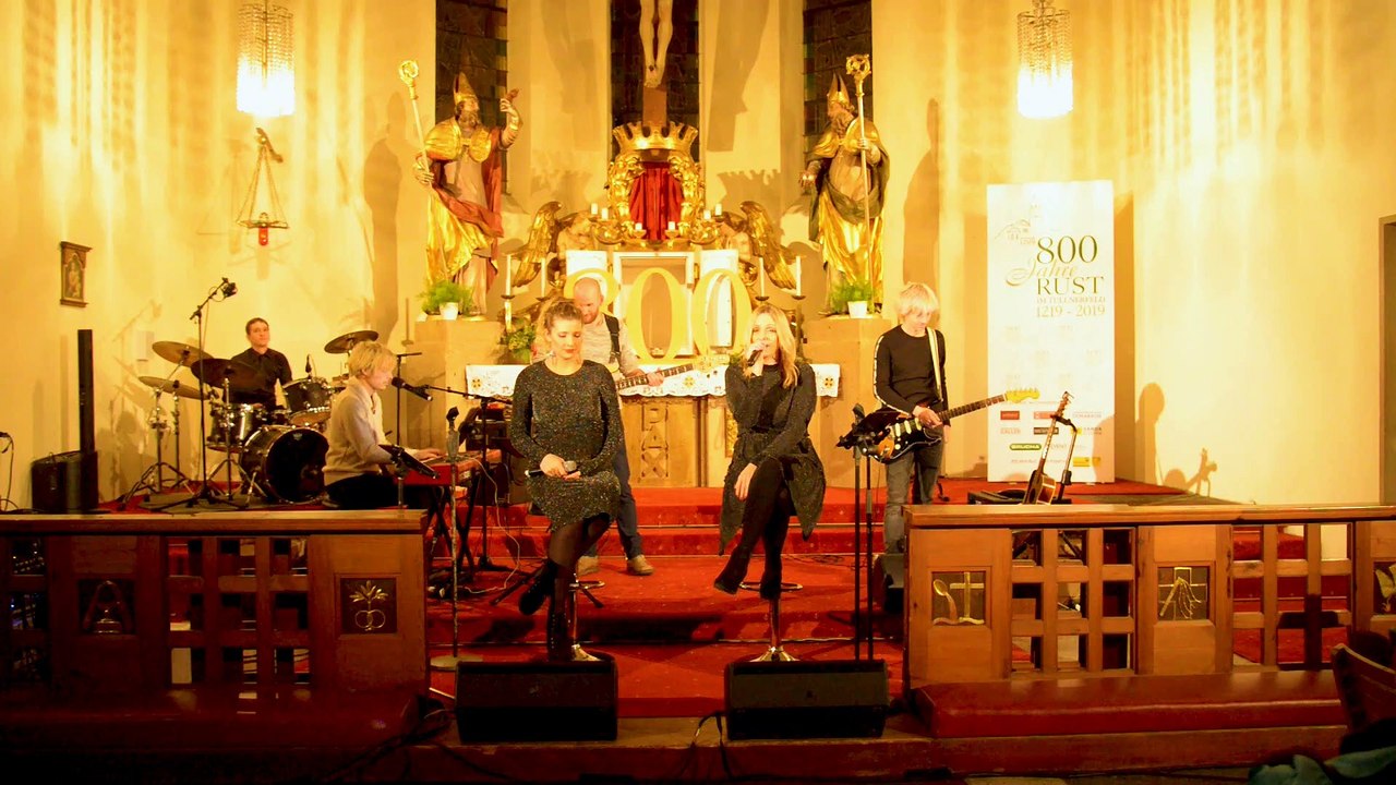 Christmas Lights | Pfarrkirche Rust | FJG_7376