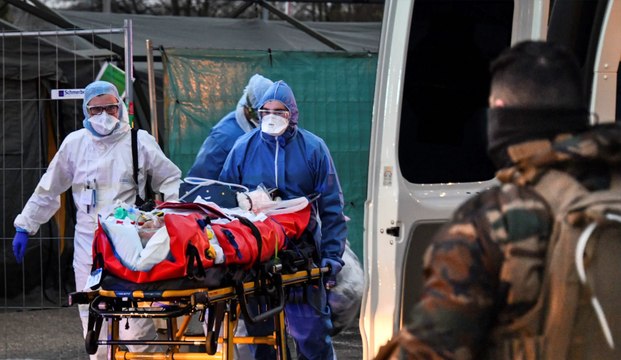 Coronavirus : près de 300 nouveaux décès en 24h en France