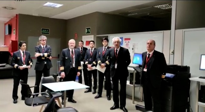 Pilotos de Iberia que realizan el corredor aéreo sanitario con China