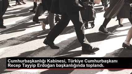 Descargar video: Cumhurbaşkanlığı Kabinesi, Türkiye Cumhurbaşkanı Recep Tayyip Erdoğan başkanlığında toplandı.