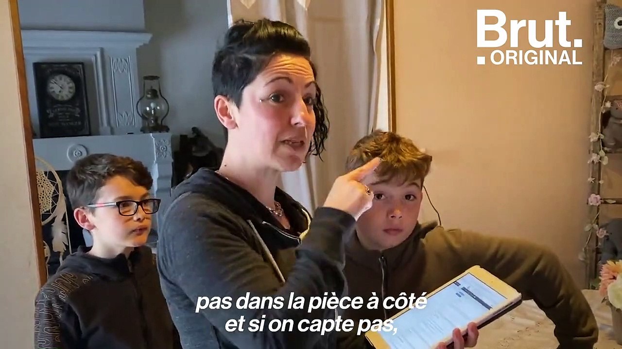 "Il faut leur expliquer qu'on est pas en vacances" : ils font l'école à la maison malgré les difficultés