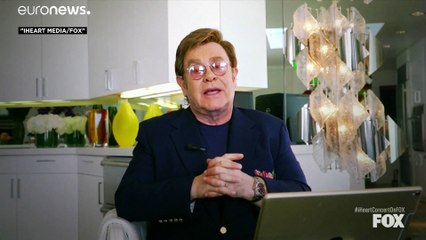 Confinés, les artistes tentent de maintenir le lien avec leur public