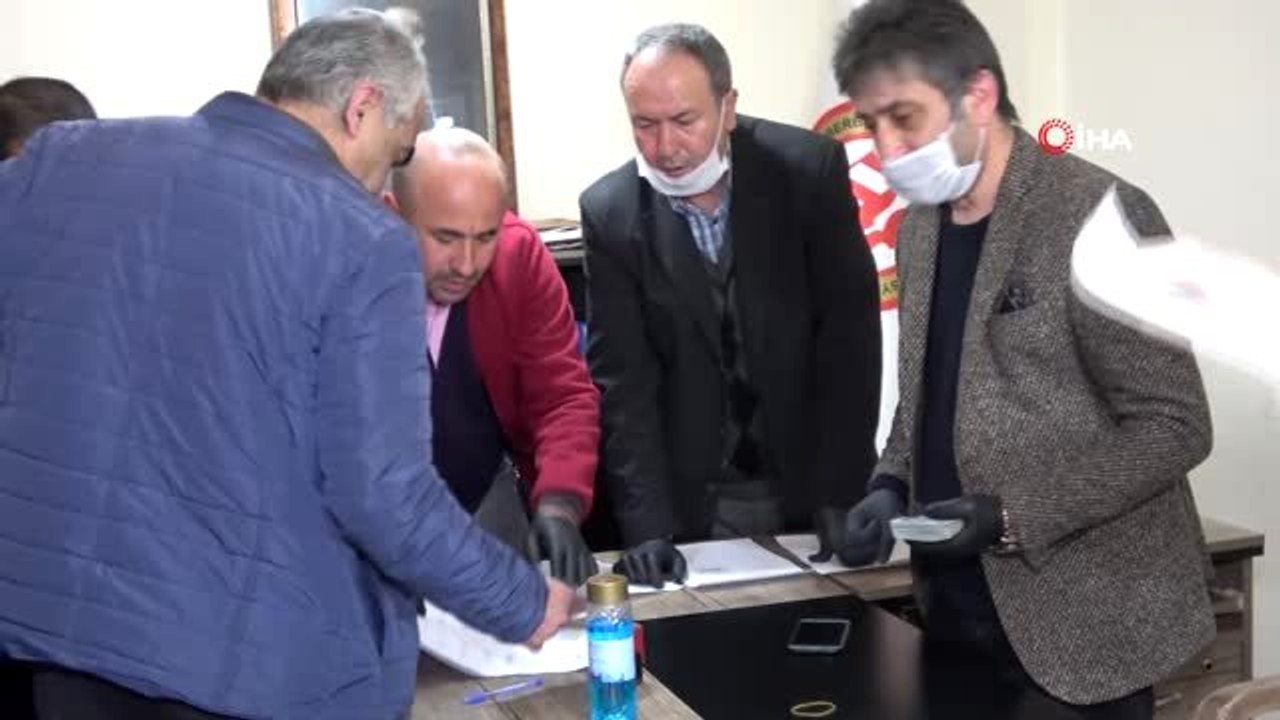 Ünlü iş adamı Sadettin Saran'dan 1 milyon liralık yardım