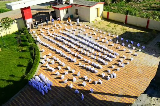 शामली: ये दो संस्थाएं ऐसी है जो कर रही मसीहा बनकर बेसहारा गरीब लोगों की मदद