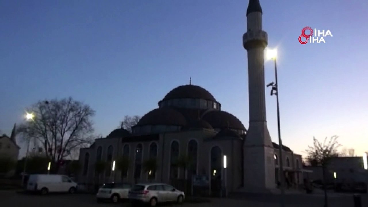 - Avrupa’nın Birçok Bölgesinde Ezan Sesleri Yükseliyor- Granada’da 500 Yıl Sonra İlk Ezan