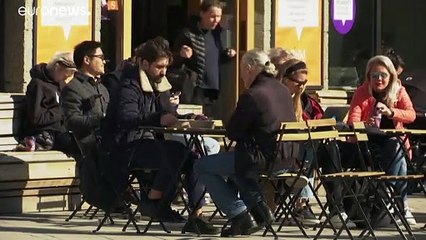 Trotz Covid-19: Kneipen in Schweden weiter auf - Warum der andere Weg?