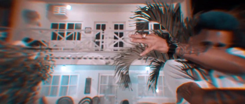 MC DANINHO - TOMA TAPA SAFADA - VIDEO CLIPE OFICIAL