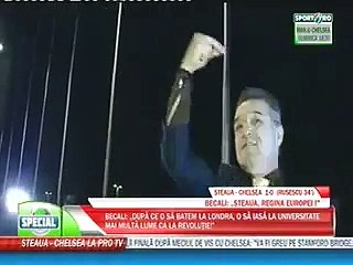 BECALI-CU MANA TARE SI CU BRAT INALT