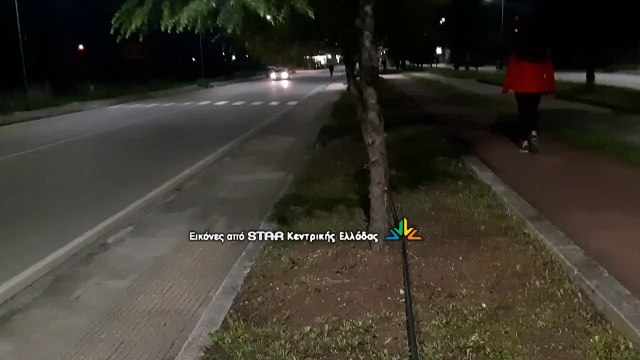 Περιπολικό διώχνει τους πολίτες από τον ποδηλατόδρομο της Λαμίας