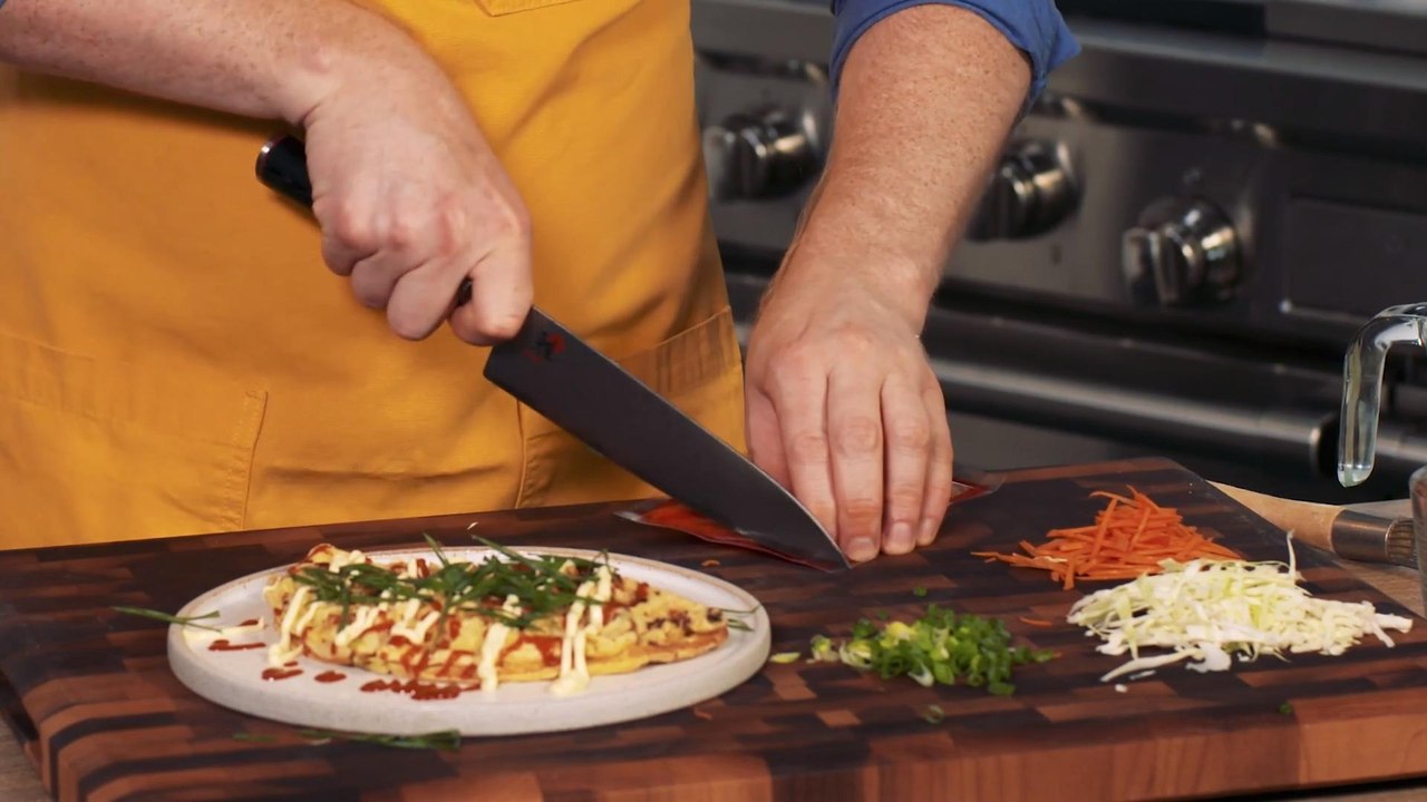 How to Make a Japanese Omelet in Your Waffle Iron