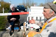 Elderly Couple Meets at Germany-Denmark Border For Daily Coffee Dates During Coronavirus Lockdown