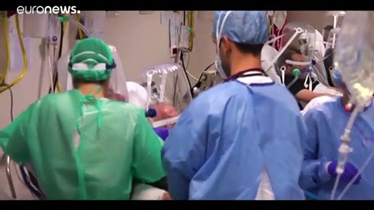 812 nouveaux décès lundi en Italie, mais la hausse du nombre de cas continue de ralentir