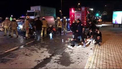 Fatih'te trafik kazası: 1 ölü, 3 yaralı - İSTANBUL