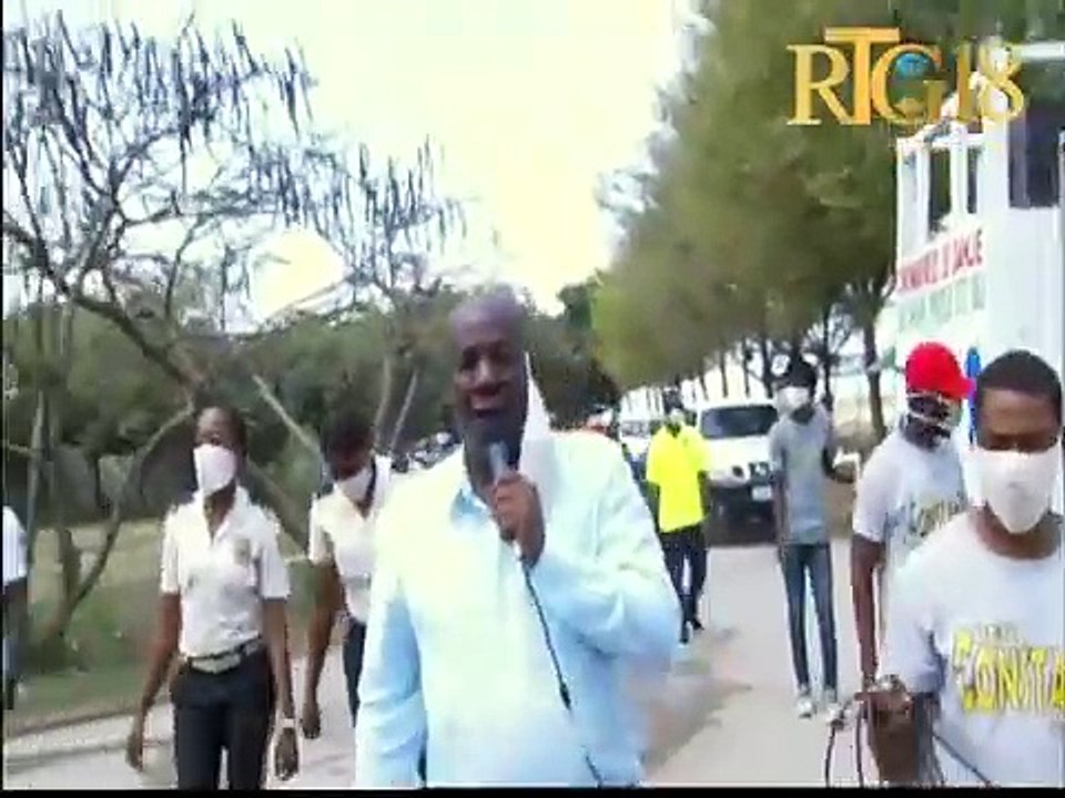 Lapolis mande popilasyon an swiv konsiy otorite sanitè yo pou evite pwopagasyon Coronavirus