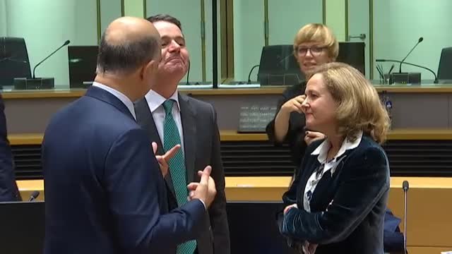 Bruselas prepara un plan de choque contra los efectos económicos del coronavirus