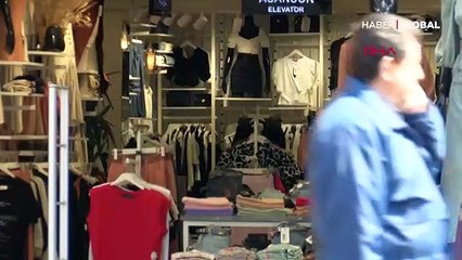 İstanbul'da birçok mağaza açık! Koronavirüs tehlikesine karşı uyarı geldi