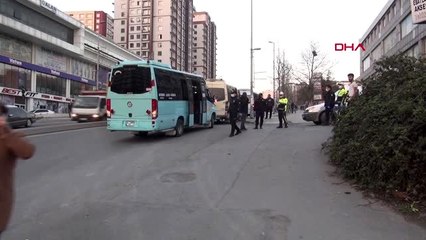 ESENYURT'TA YÜZDE 50 DENETİMİ... FAZLA YOLCU ALAN MİNİBÜS SÜRÜCÜLERİNE CEZA KESİLDİ