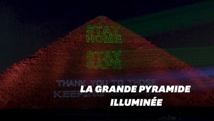 La Grande pyramide de Gizeh s'illumine face au coronavirus