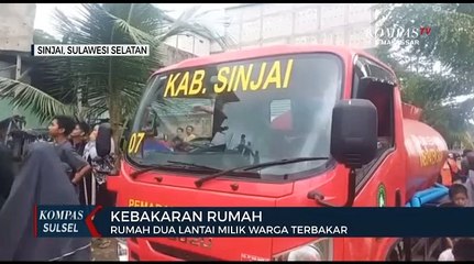 Rumah Dua Lantai Dibalang Nipa Ludes Terbakar