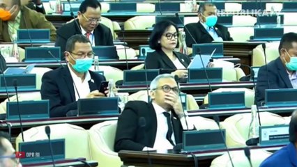 Sejumlah anggota DPR mengikuti Rapat Paripurna di Kompleks Parlemen, Senayan, Jakarta. (ilustrasi).