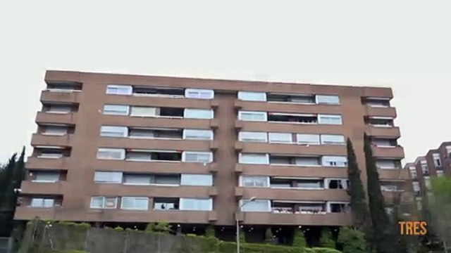 La infanta Elena se suma al aplauso de los sanitarios españoles y pone un dibujo en su ventana