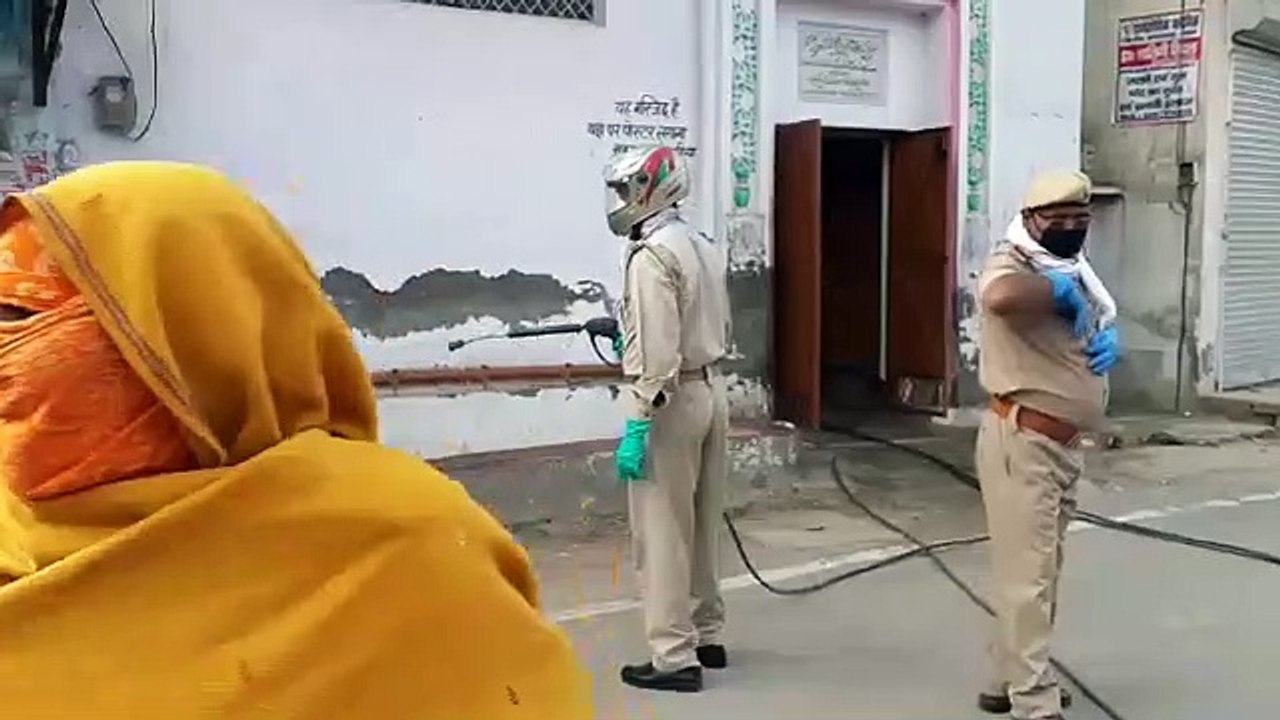 शामली: कोरोना वायरस के अंदेशे को देखते हुए मस्जिद के आसपास एरिया किया सील