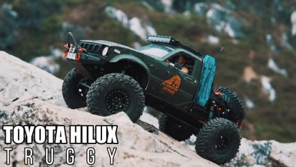 Toyota Hilux Truggy Climb Dangerous Mountain - RC plus