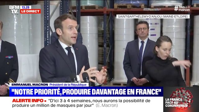 Emmanuel Macron : Ma priorité, c'est de produire des masques pour les soignants