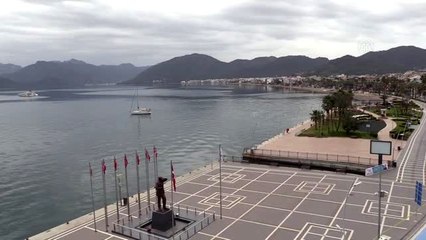 Marmaris'te "Evde kal" çağrılarına büyük oranda uyuldu