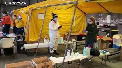 Palmas para os curados e "ganas" de trabalhar dos médicos infetados