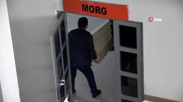 Hastaneden izinsiz çıkmıştı, korona virüsten hayatını kaybetti