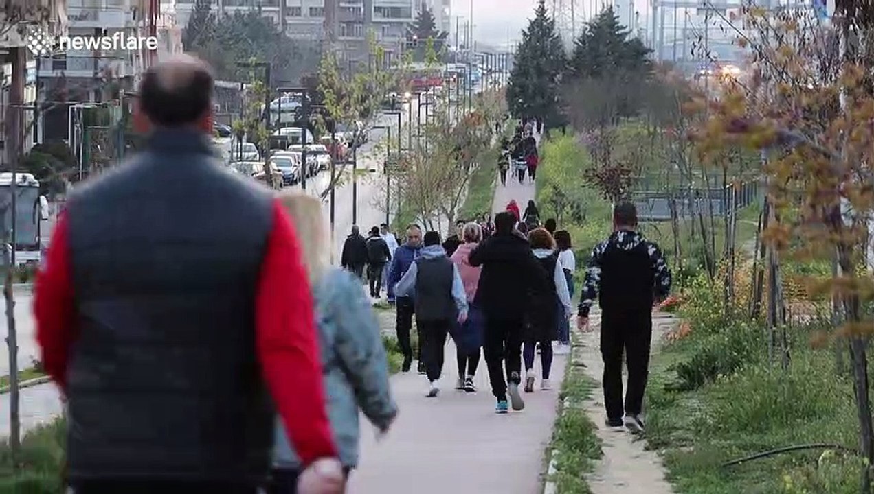 Greeks ignoring traffic ban and social distancing mandates