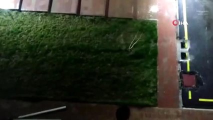 Yurtta karantinada olan gençlerden açık alanda canlı performans