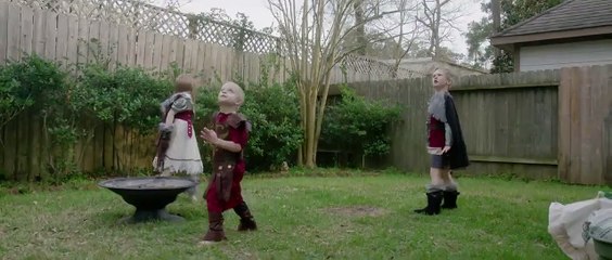 Ces enfants refont la bande annonce de la série Vikings