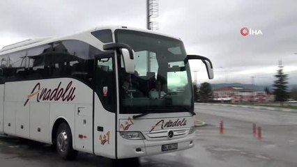 Şehir dışına çıkmak isteyenler için otogarda 'Seyahat izin kurulu' oluşturuldu