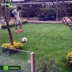 Rademel Falcao boş durmuyor
