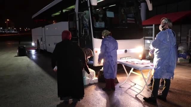 Ankara ve Isparta'da, umre dönüşü karantina süreci tamamlanan 29 kişi evlerine gönderildi - BOLU