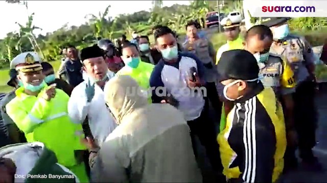 Warga Hadang Ambulans, Tolak Pemakaman Jenazah Pasien Corona
