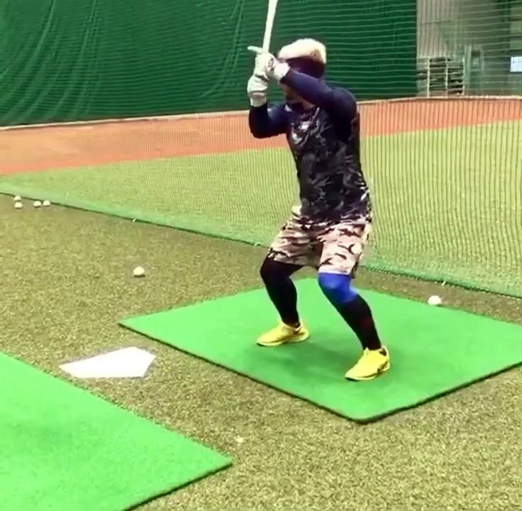 【爆笑】バットが折れてブチ切れる森友哉