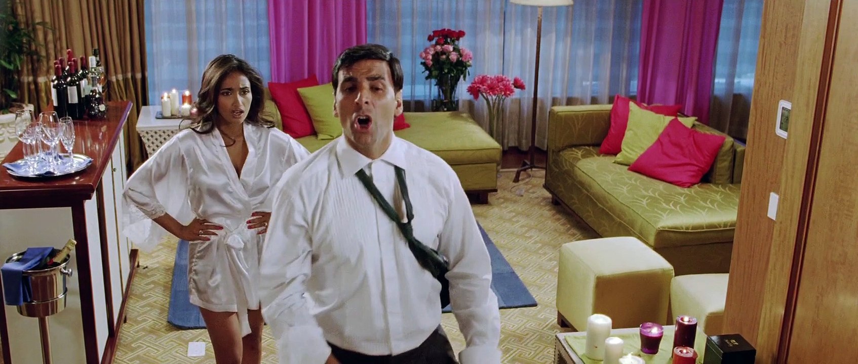 Housefull- I_Dont_Know_What_To_Do.BluRay.1080p.DTS.x264.By.TuHiN